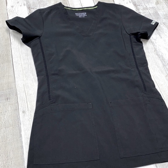 Activate by Med couture 4 way energy stretch Nurse/RN/LPN scrub top size xsmall - Picture 1 of 6